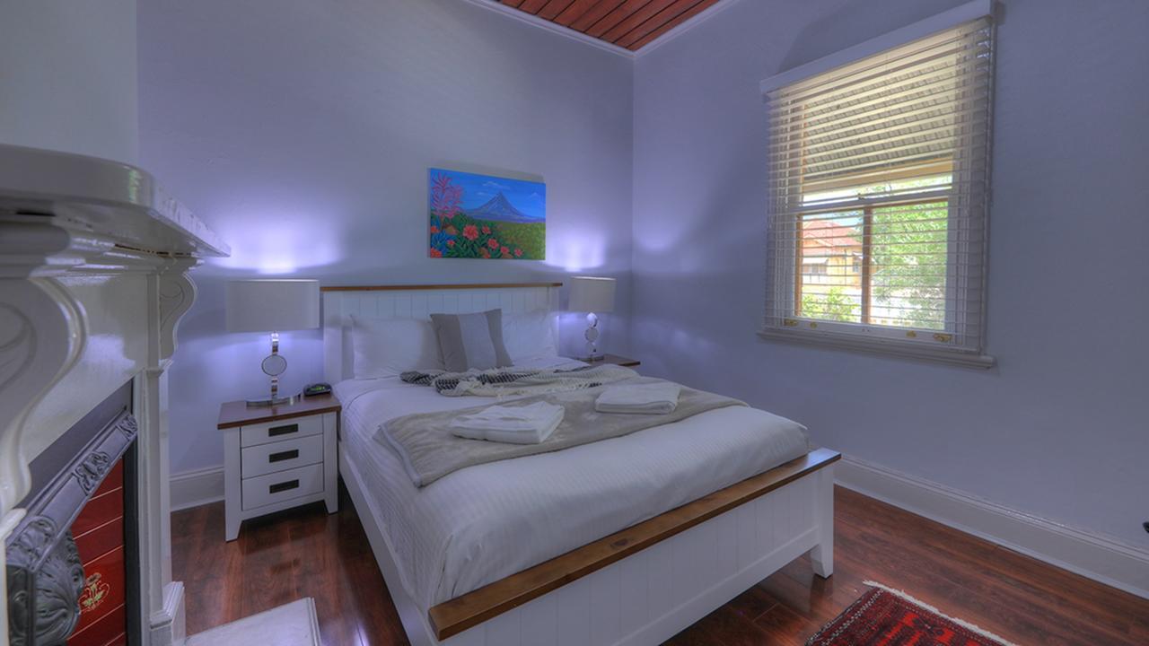 Endeavour Court Motor Inn Ντούμπο Εξωτερικό φωτογραφία